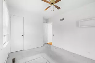 4715 W Crystal Lake Rd, McHenry, IL 60050 - Photo 15