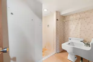 4715 W Crystal Lake Rd, McHenry, IL 60050 - Photo 19