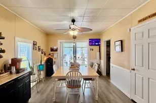 521 S Cherry St, Centralia, IL 62801 - Photo 11