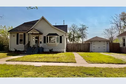521 S Cherry Street, Centralia, IL 62801 - Photo 1