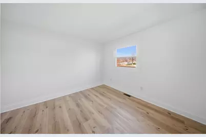 152 Holiday Drive, Somonauk, IL 60552 - Photo 17