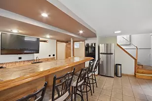 7944 Austin Ave, Burbank, IL 60459 - Photo 11