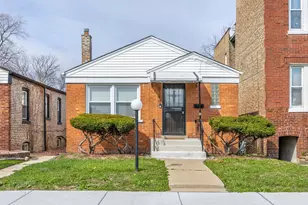 9740 S Prairie Ave, Chicago, IL 60628 - Photo 1