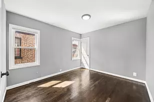 9740 S Prairie Ave, Chicago, IL 60628 - Photo 5