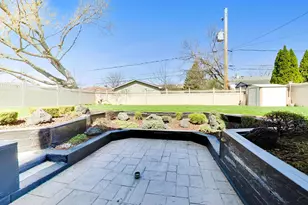 634 W Millers Rd, Des Plaines, IL 60016 - Photo 33
