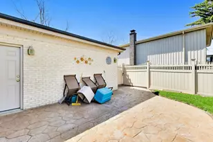 634 W Millers Rd, Des Plaines, IL 60016 - Photo 37