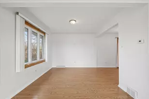 7546 Halesia Ct, Orland Park, IL 60462 - Photo 5