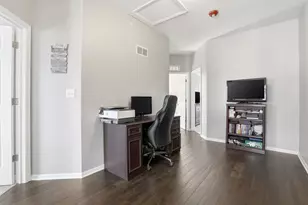 2925 Madison Dr, Naperville, IL 60564 - Photo 19