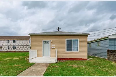 832 E 153 Street, Phoenix, IL 60426 - Photo 1