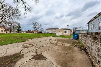 832 E 153 Street, Phoenix, IL 60426 - Photo 29