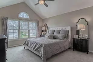 900 Christa Ct, Elk Grove Village, IL 60007 - Photo 17