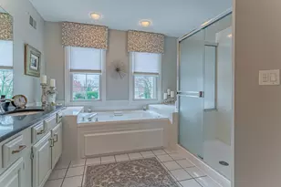 900 Christa Ct, Elk Grove Village, IL 60007 - Photo 19