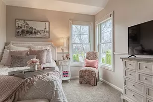 900 Christa Ct, Elk Grove Village, IL 60007 - Photo 21