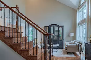 900 Christa Ct, Elk Grove Village, IL 60007 - Photo 15