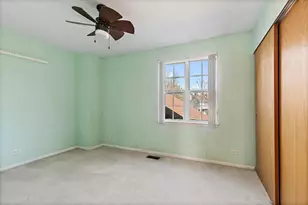 1273 Cranbrook Dr, Schaumburg, IL 60193 - Photo 15