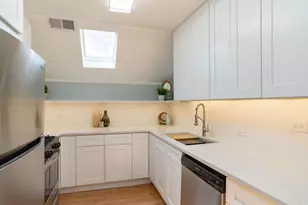 3729 N Clifton Ave, Chicago, IL 60613 - Photo 11