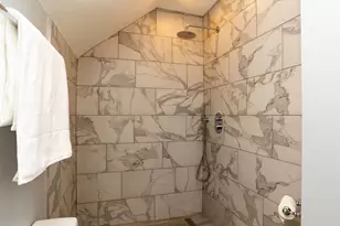 3729 N Clifton Ave, Chicago, IL 60613 - Photo 9