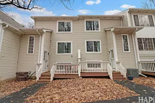 283 W Whispering Oaks Ln, Round Lake, IL 60073 - Photo 1