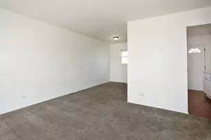 600 Flagstaff Ln, Hoffman Estates, IL 60169 - Photo 9