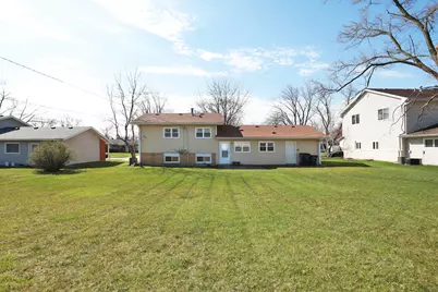 600 Flagstaff Lane, Hoffman Estates, IL 60169 - Photo 7