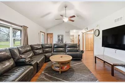 421 Nobes Avenue, Lockport, IL 60441 - Photo 3