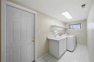 5721 Vial Pkwy, La Grange Highlands, IL 60525 - Photo 35