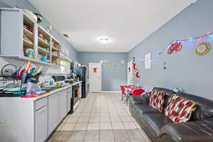 8420 S Burley Ave, Chicago, IL 60617 - Photo 9