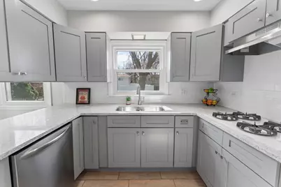 1004 N Greenfield Lane, Mount Prospect, IL 60056 - Photo 11