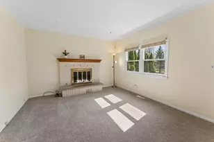 1004 N Greenfield Ln, Mount Prospect, IL 60056 - Photo 17