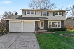 1004 N Greenfield Ln, Mount Prospect, IL 60056 - Photo 1