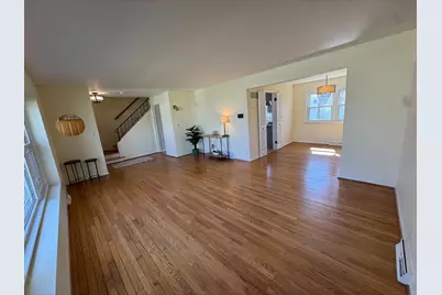 1004 N Greenfield Lane, Mount Prospect, IL 60056 - Photo 7