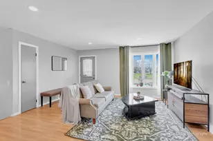 1560 Sheffield Dr, Elgin, IL 60123 - Photo 7