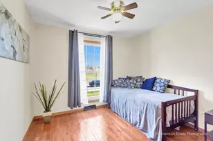 1560 Sheffield Dr, Elgin, IL 60123 - Photo 15