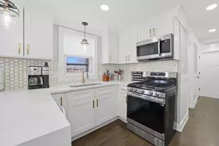 5301 S Menard Ave, Chicago, IL 60638 - Photo 9