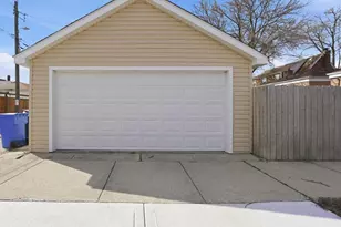 5301 S Menard Ave, Chicago, IL 60638 - Photo 23