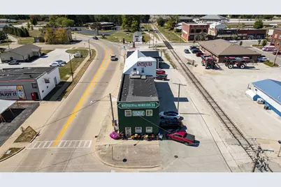 126 S Main Street, Gilman, IL 60938 - Photo 33