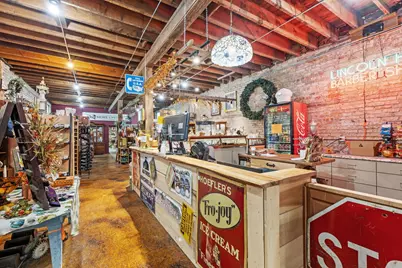 126 S Main Street, Gilman, IL 60938 - Photo 5