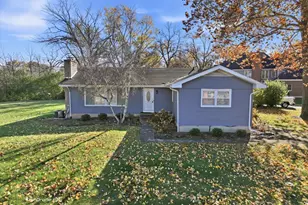 1519 Foothill Dr, Wheaton, IL 60189 - Photo 3