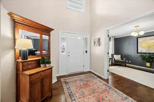 749 Summit St, Downers Grove, IL 60515 - Photo 3