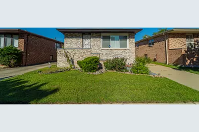 11548 S Avenue G, Chicago, IL 60617 - Photo 1