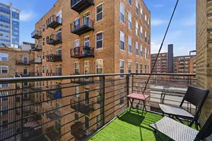 417 S Jefferson St, Chicago, IL 60607 - Photo 17