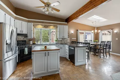 221 69th Street, Darien, IL 60561 - Photo 3