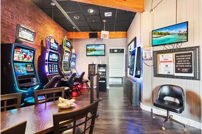 320 N 2nd Street N, Saint Charles, IL 60174 - Photo 9