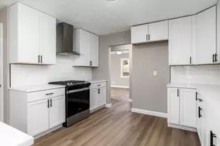 3618 Belvoir Dr, Rockford, IL 61107 - Photo 13