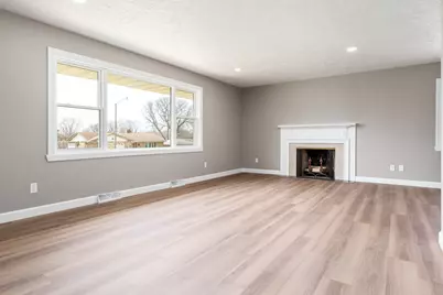 3618 Belvoir Drive, Rockford, IL 61107 - Photo 3