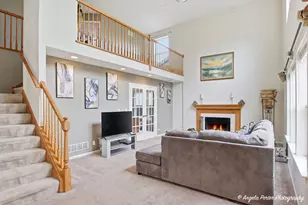 283 Spring Lake Dr, Round Lake, IL 60073 - Photo 5