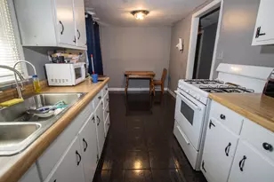 377 Florida Ave, Aurora, IL 60506 - Photo 5