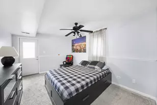 12820 S Blossom Dr, Alsip, IL 60803 - Photo 23