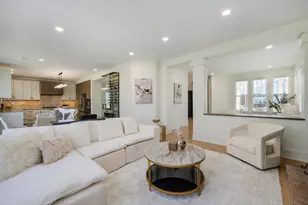 2370 Legends Ct, Riverwoods, IL 60015 - Photo 17