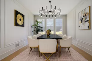 2370 Legends Ct, Riverwoods, IL 60015 - Photo 9